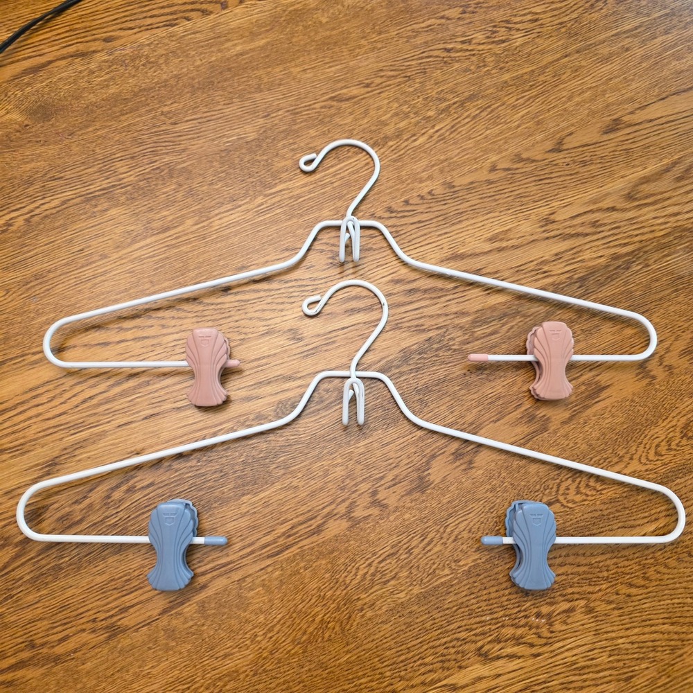 Vintage Set of 2 White Metal Cascading Hangers Adjustable Pastel Shell Clips